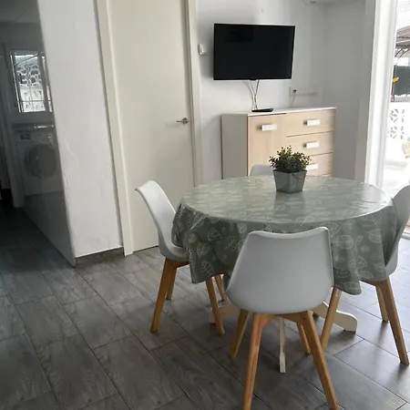 Cercamar - Playa De Oliva, Paupi Apartmán *